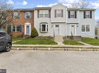 16 Hardwood Dr, Rosedale, MD 21237