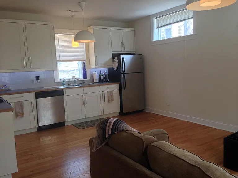 1243 N Greenview Ave #RB-1 — Photo 4