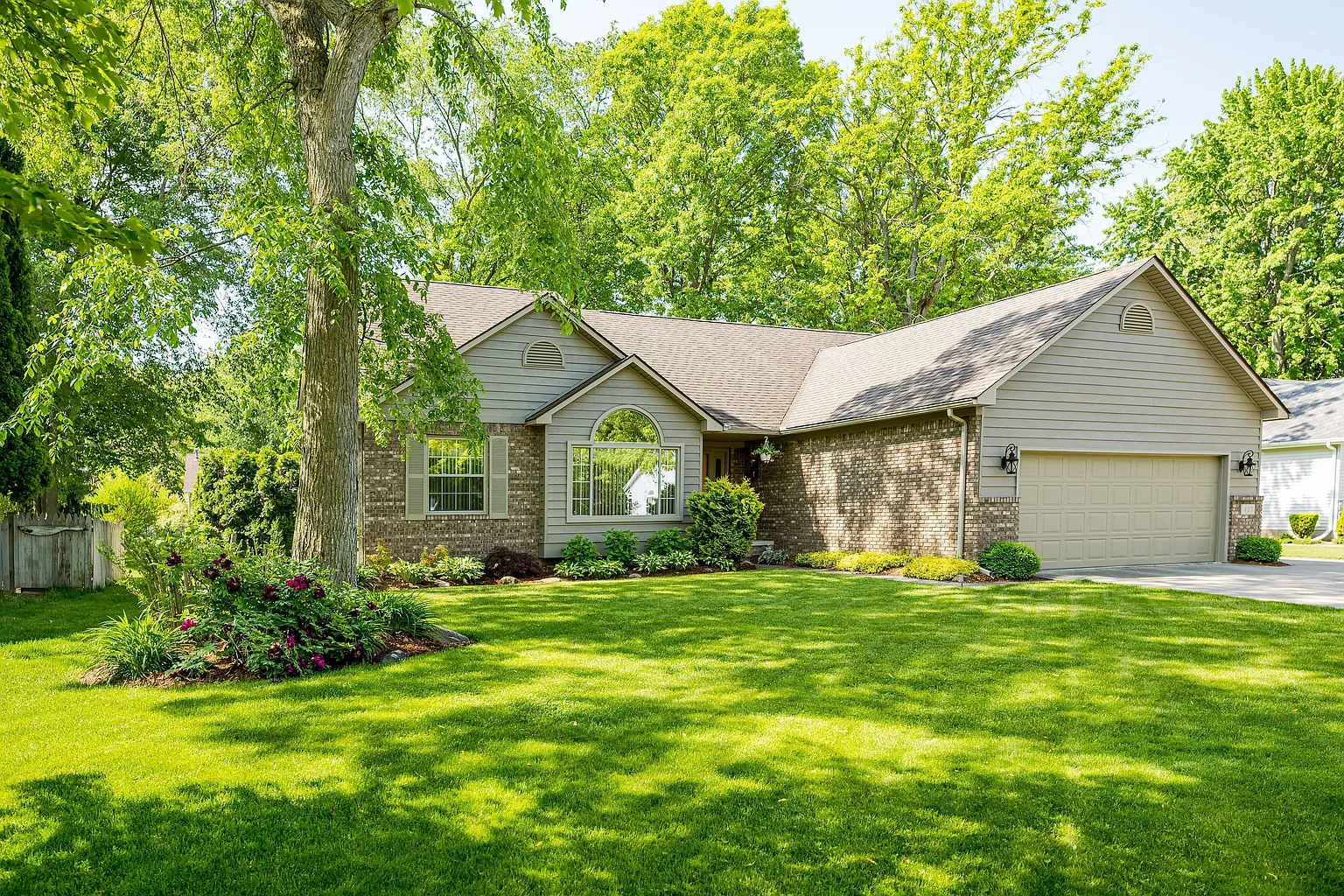 417 Forest Ln photo 1