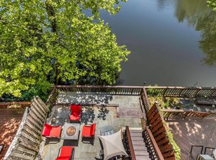 7595 Chrisland Cv, Falls Church, VA 22042