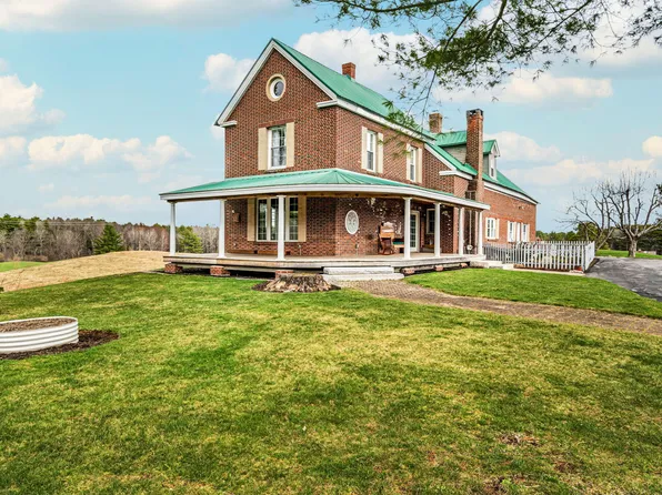 53 Thunder Road, North Yarmouth, ME 04097