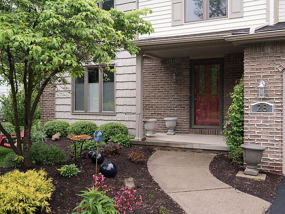 3rd image of 28 Periwinkle Ct