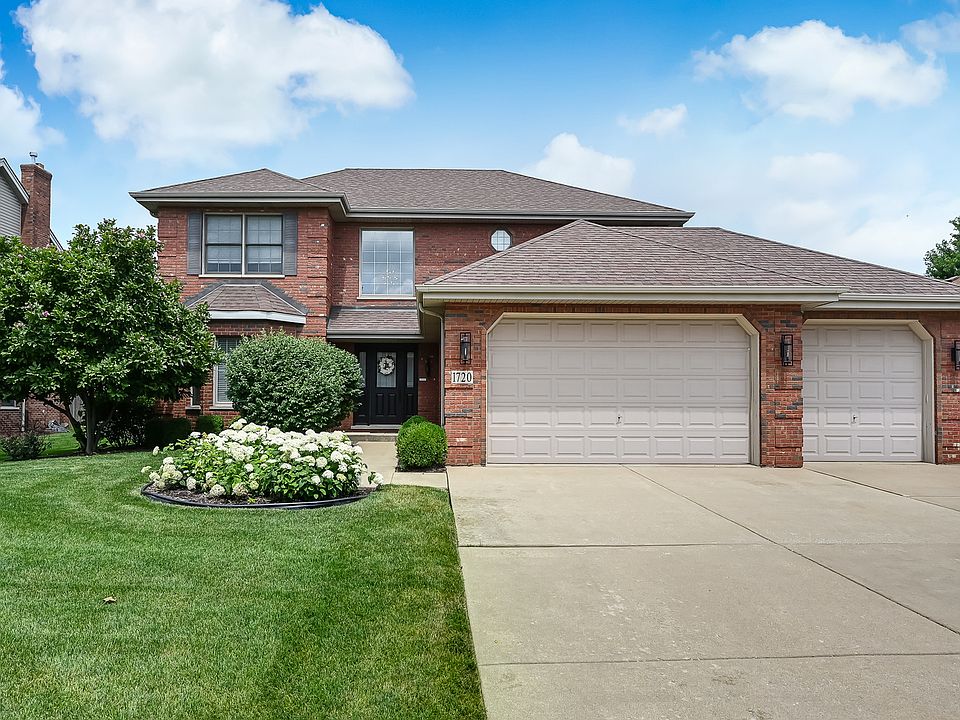 1st image of 1720 Tower Hill Dr