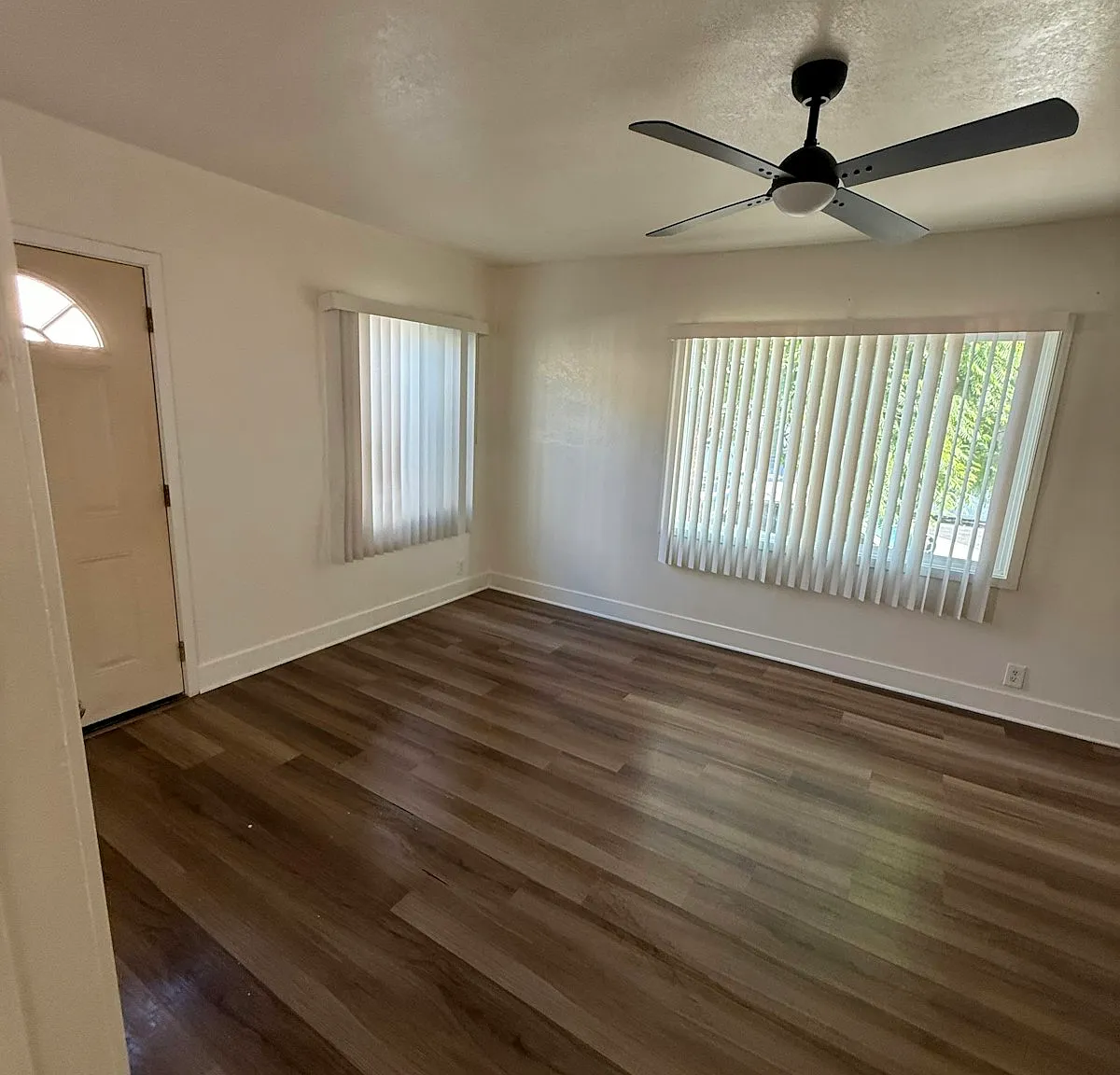 2751 East 14th Street, Unit 1 — Photo 2
