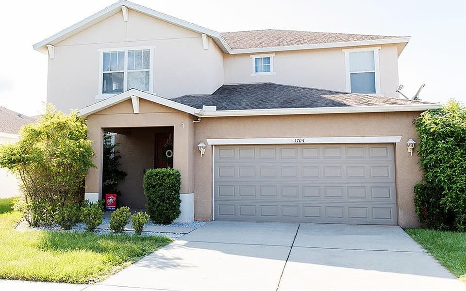 1st image of 1704 Palm Warbler Ct