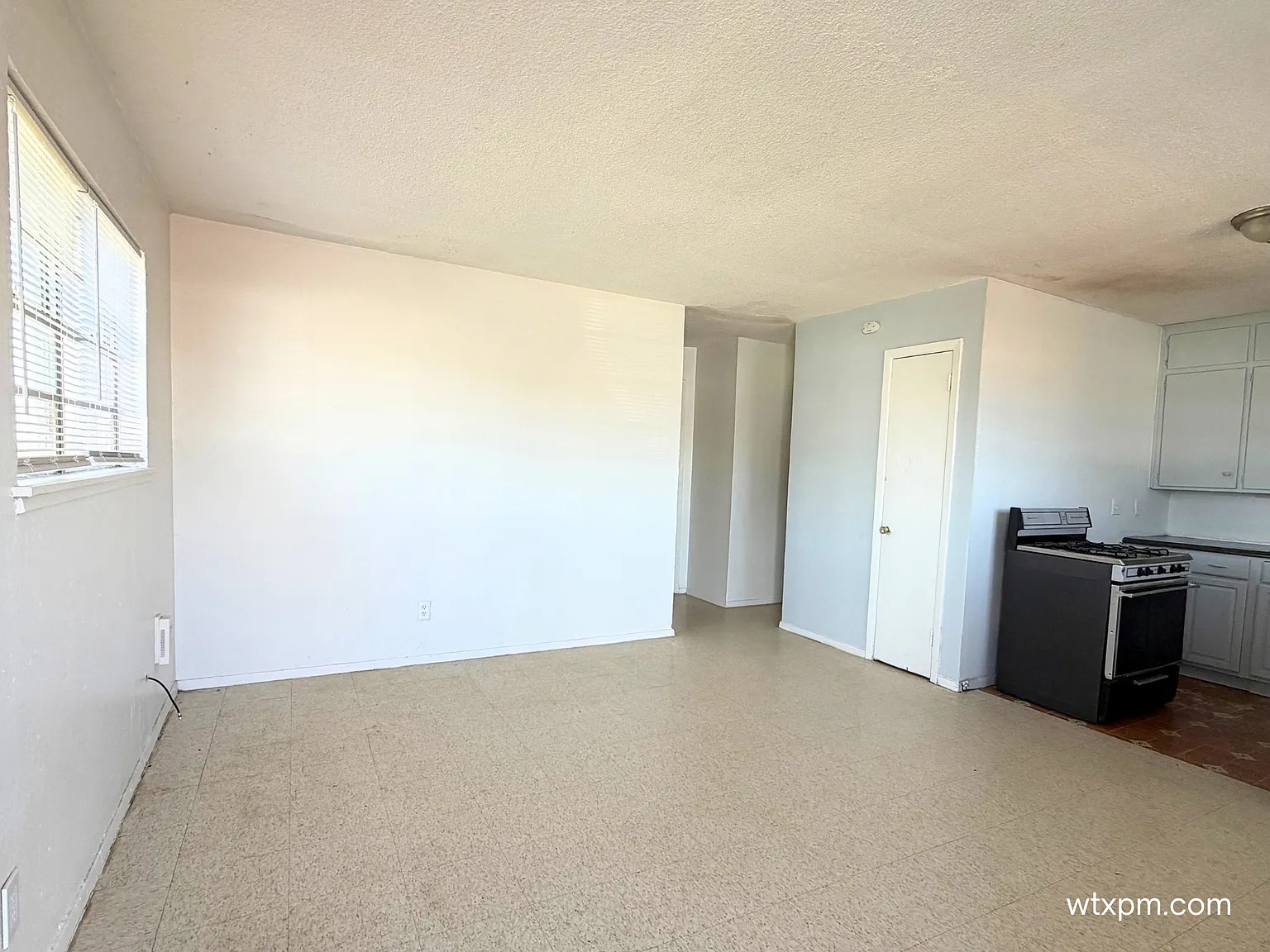 2 bed, 682 sqft, $800 — Photo 2