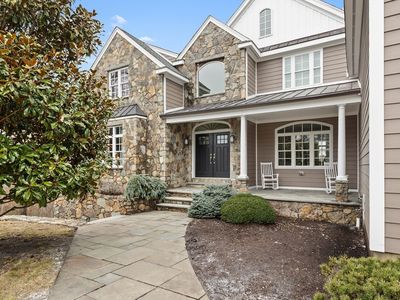 40 Canterbury St, Hingham, MA, 02043
