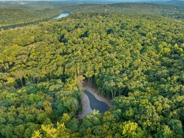 43 Obtuse Rocks Road, Brookfield, CT 06804