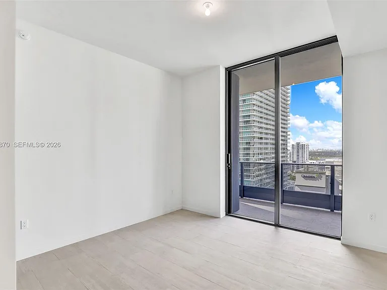 1000 Brickell Plz #1904 — Photo 10