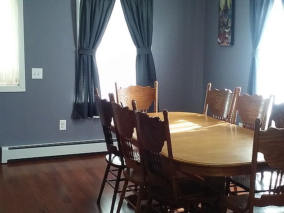 4th image of 1 Gregory Ave