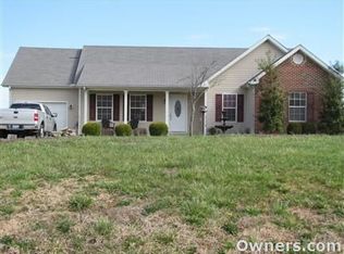 7246 Bowling Green Rd, Scottsville, KY 42164