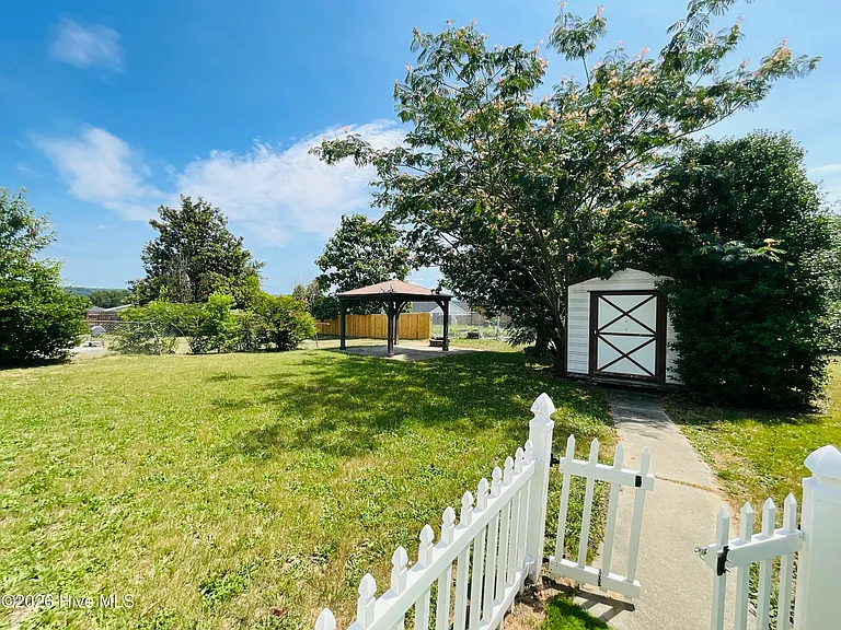 2214 Pepperidge Dr — Photo 28