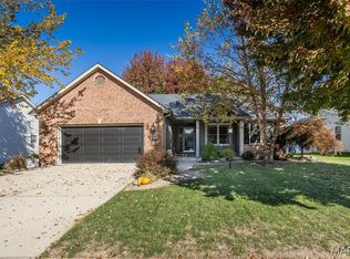 4028 Sequoia Dr, Edwardsville, IL 62025