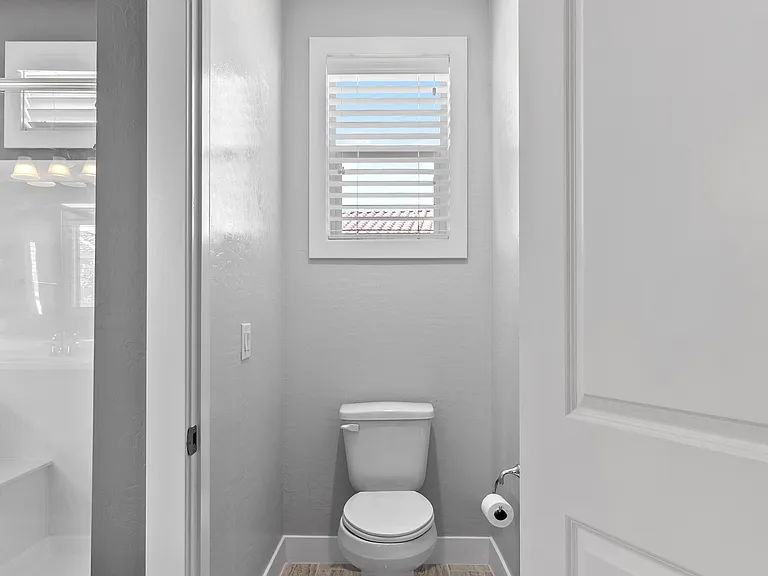 masterbath water closet