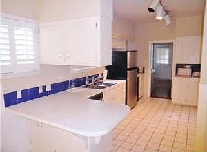 5th image of 4041 Maryland Ave