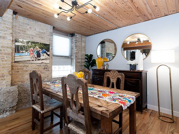 5th image of 2111 W Churchill St APT 106