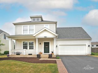 790 S Vintage Ln, Round Lake, IL 60073