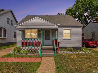 14027 Hobart Ave, Warren, MI 48089