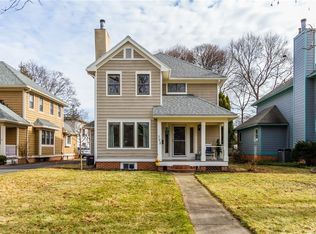 388 Newcastle Rd, Rochester, NY 14610