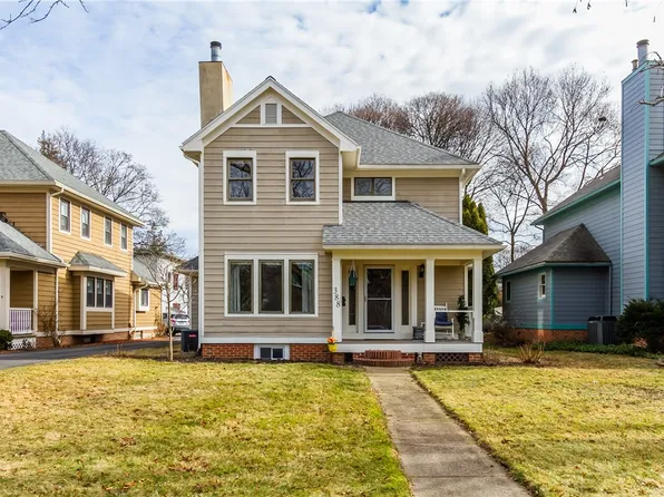 388 Newcastle Rd, Rochester, NY 14610