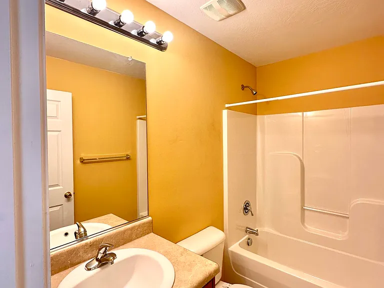 3495 Byron Pl — Photo 6