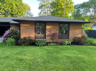 704 Adams Dr, Midland, MI 48642