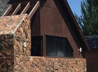 315 W Spruce St, Rawlins, WY 82301