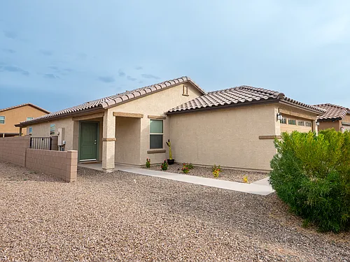 8737 E Pebble Stone Ln Photo 1