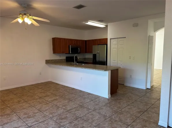 4906 SW 141st Ave #4, Hollywood, FL 33027