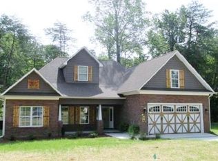 1251 Stonewyck Dr, Granite Quarry, NC 28146