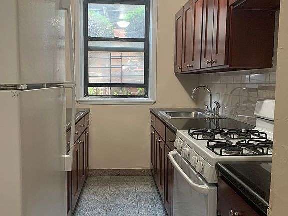 2nd image of 149-43 35th Ave #Gfl