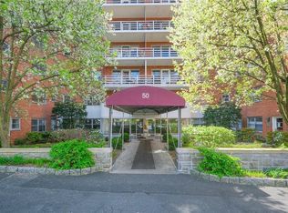 50 Popham Rd APT 3E, Scarsdale, NY 10583