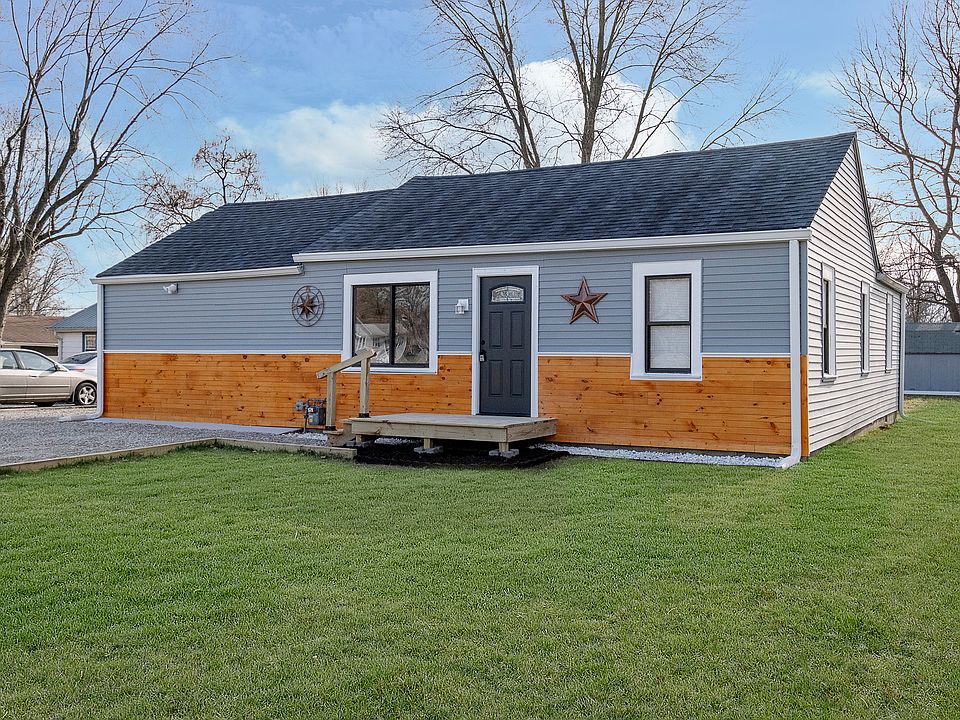 1st image of 2221 E Epler Ave