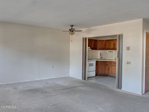 3rd image of 5 Alden Court #B
