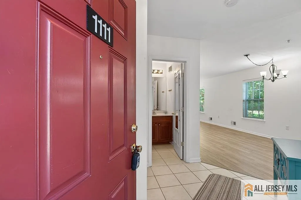 2 bed, 2.5 bath, 1186 sqft, $2,750 — Photo 4