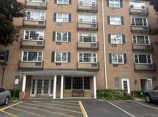 2 Consulate Dr APT 3B, Tuckahoe, NY 10707