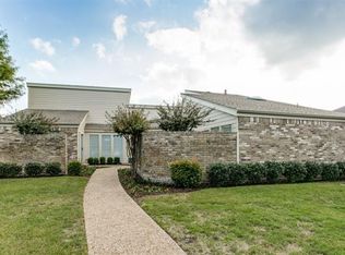 239 Woodcrest Dr, Richardson, TX 75080