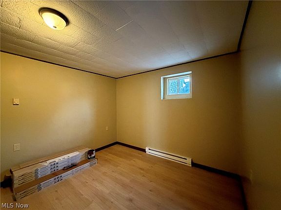 4th image of 91 E 5th St