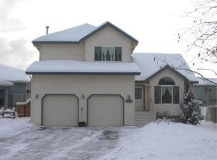 2818 Snug Harbor Cir, Anchorage, AK 99507