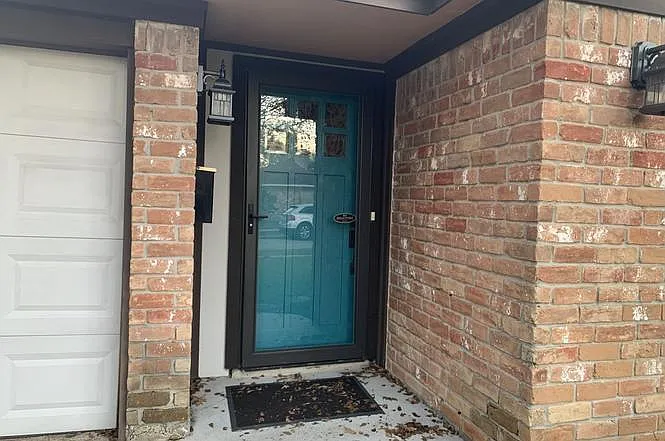 6318 Leaf Arbor Dr — Photo 3