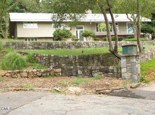 26 Drew Cir, Trumbull, CT 06611