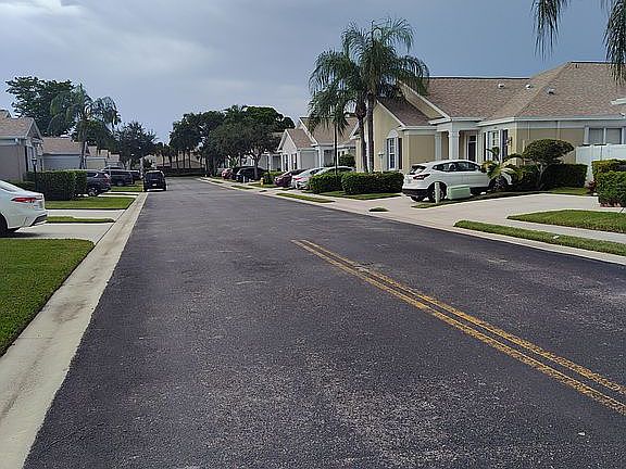 2nd image of 5872 Kelsey Ln