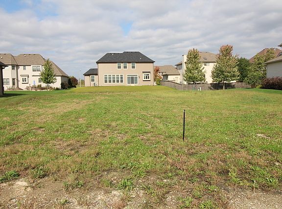 2nd image of 16424 S Mueller Cir