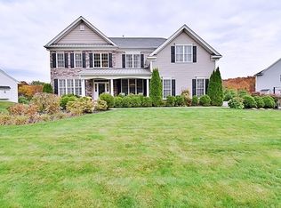 127 Mohawk Path, Holliston, MA 01746