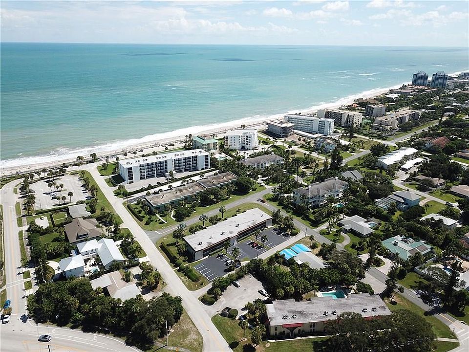 1st image of 4157 Silver Palm Dr