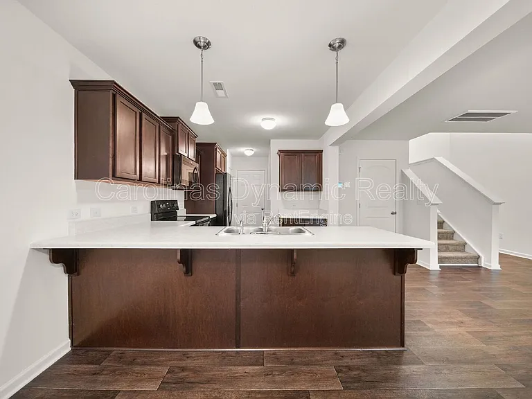 1025 Newfound Hollow Dr — Photo 10