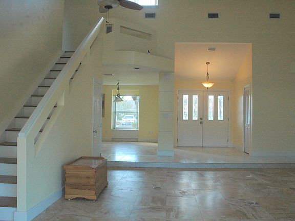3rd image of 2882 Grumman Ct