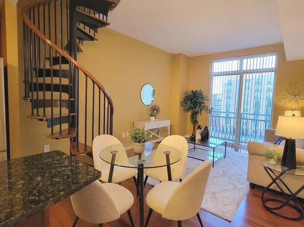 155 Potomac Psge #627, Oxon Hill, MD 20745