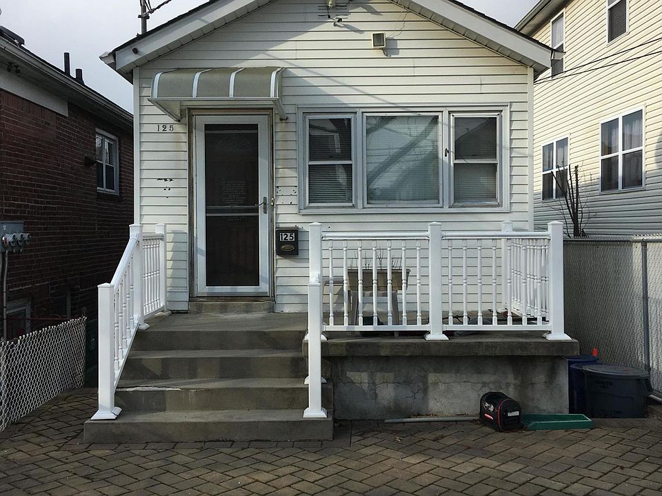 1st image of 125 Foch Ave