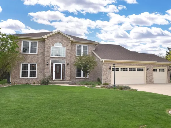 8315 Amber CIRCLE, Mount Pleasant, WI 53406